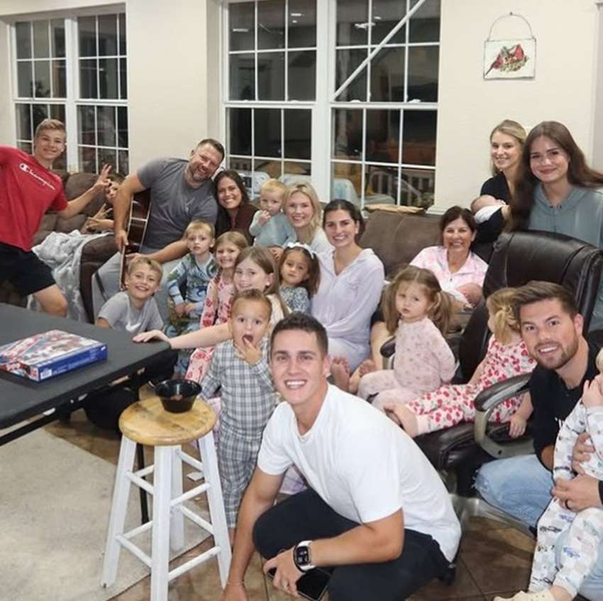 The Bates Family - Bringing Up Bates - Image Source: Instagram
