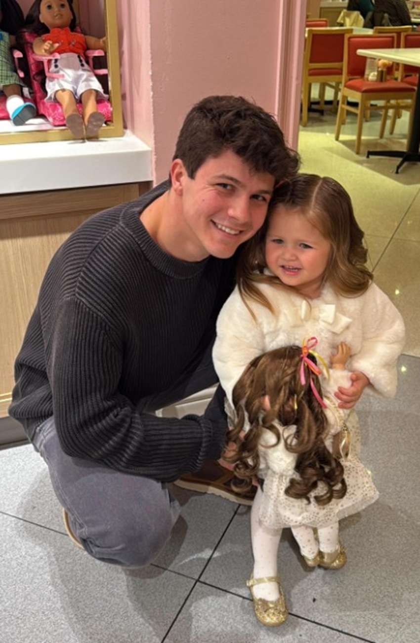 Travis Clark - Bringing Up Bates -Image Source: Instagram
