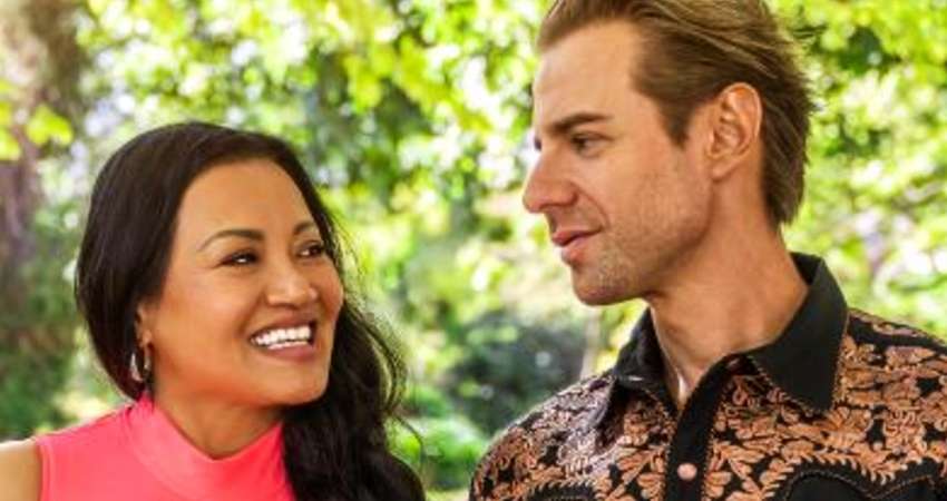 90 Day Fiance: The Other Way - Dylan Yeandle - Pattiya Phillips - Source: TLC