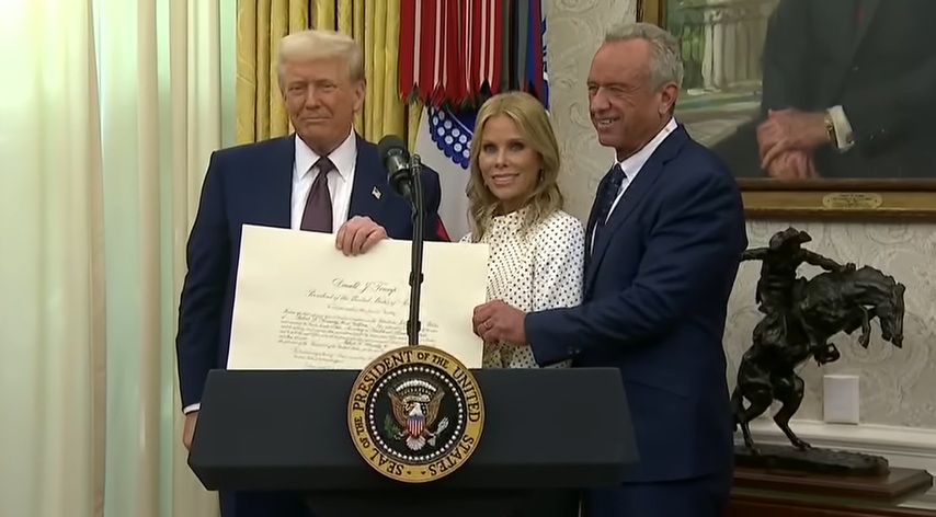 Robert F Kennedy - Donald Trump - Cheryl Hines - Youtube