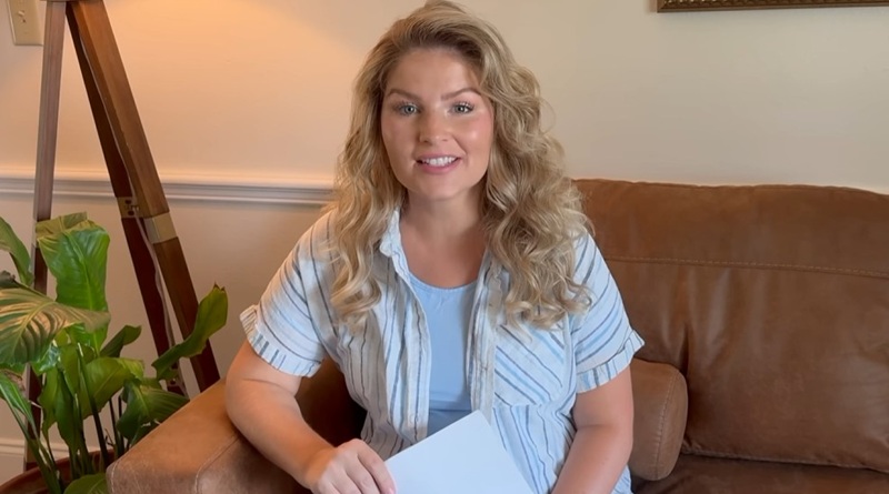 Erin Bates - Bringing Up Bates - Image Source: YouTube